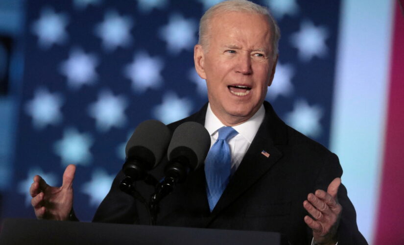 Biden points to Ukraine’s fight for democracy in a Memorial Day speech at Arlington