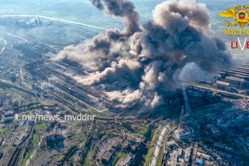 Battle for Azovstal steel plant rages, Ukrainian soldier warns Russia forces have reached the plant