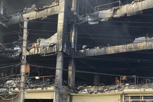 India police arrest 2 after building fire kills 27 in New Delhi