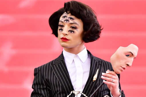‘Flash’ star Ezra Miller shuts down police officer for improper pronoun use, bodycam footage shows