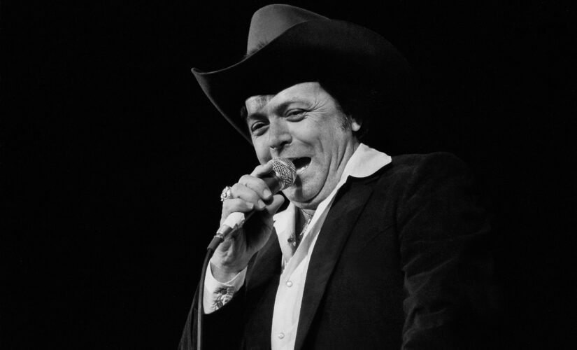 Mickey Gilley, country music legend, dead at 86