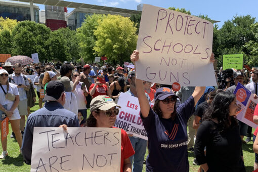 Beto O’Rourke, gun-control advocates protest outside of NRA convention: ‘Shame on you’