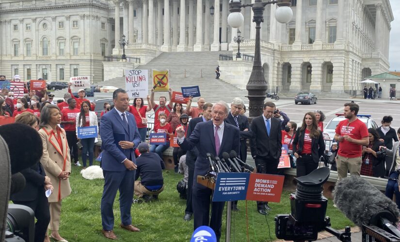 Texas school shooting: Senate Dems say 6 to 12 GOPers engaged in gun talks, plan tough votes if they back out