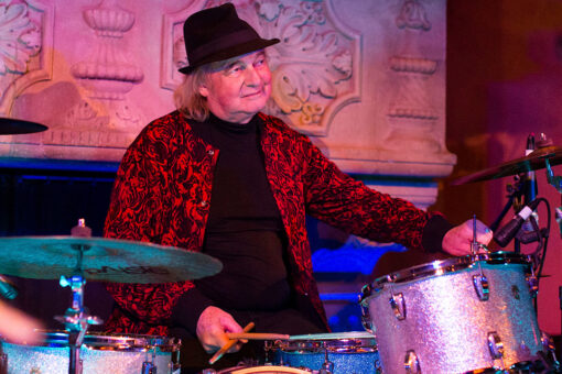 Alan White, longtime drummer for prog rock’s Yes, dead at 72