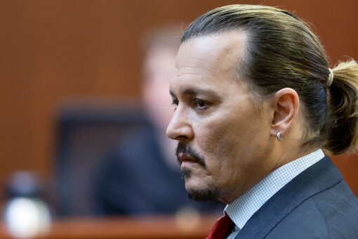 Johnny Depp surprise performance: Actor jams out in England as jury debates Heard defamation case, video shows
