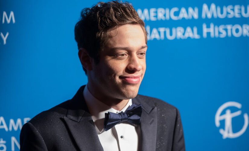 ‘SNL’ finale: Pete Davidson says goodbye to his ‘home;’ Kate McKinnon abducted by aliens ‘Earth, I love ya’