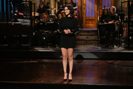 Selena Gomez jokes in ‘SNL’ monologue about finding her next partner: ‘I’m manifesting love’