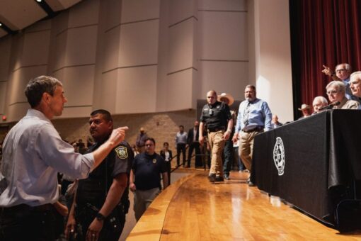 Uvalde, Texas residents react to Beto O’Rourke disrupting Abbott press conference: ‘Bull—-‘