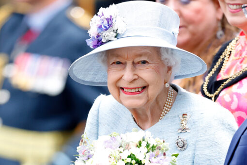 Queen Elizabeth makes first public appearance since Platinum Jubilee for historic Scotland ceremony