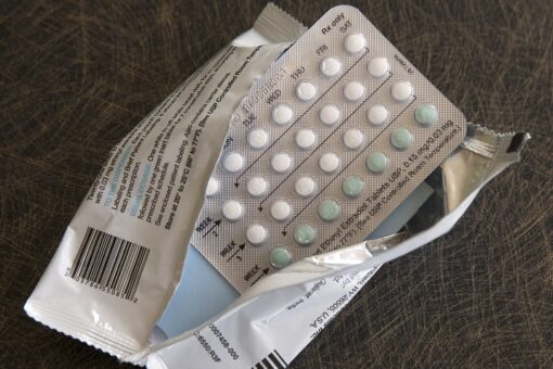 US doctors push FDA to allow over-the-counter birth control as end of Roe v. Wade looms