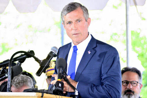 Delaware governor, state Democrats unveil slew of gun control bills