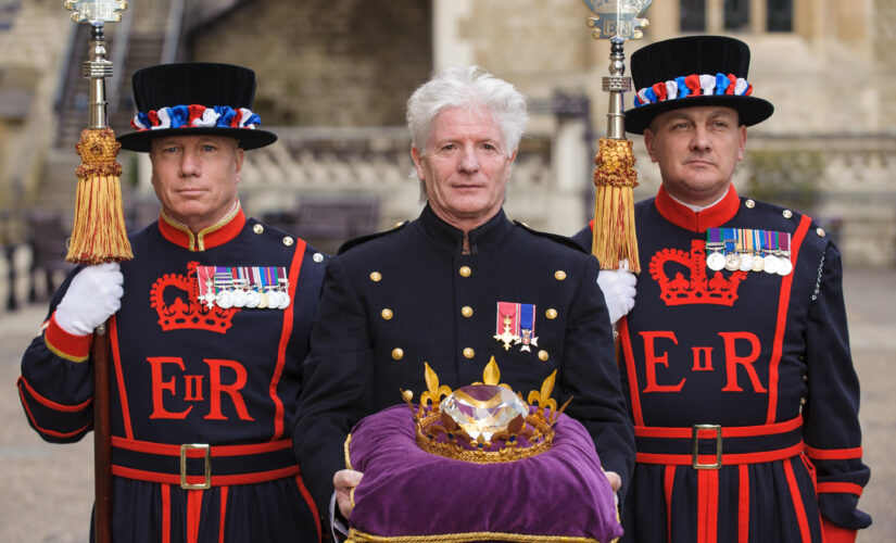 Queen Elizabeth’s beacon pageant master: Who is he and what is his role in the Platinum Jubilee?