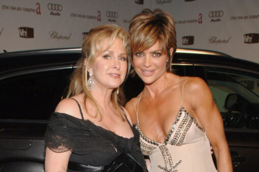 Lisa Rinna deletes Instagram story accusing Kathy Hilton of paying marketing manager to start feud