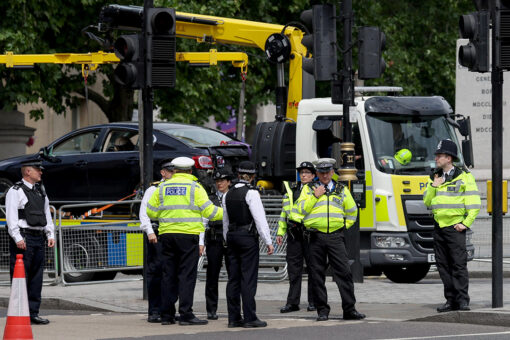 London’s Trafalgar Square evacuated due to suspicious vehicle, police conduct ‘controlled explosion’: report
