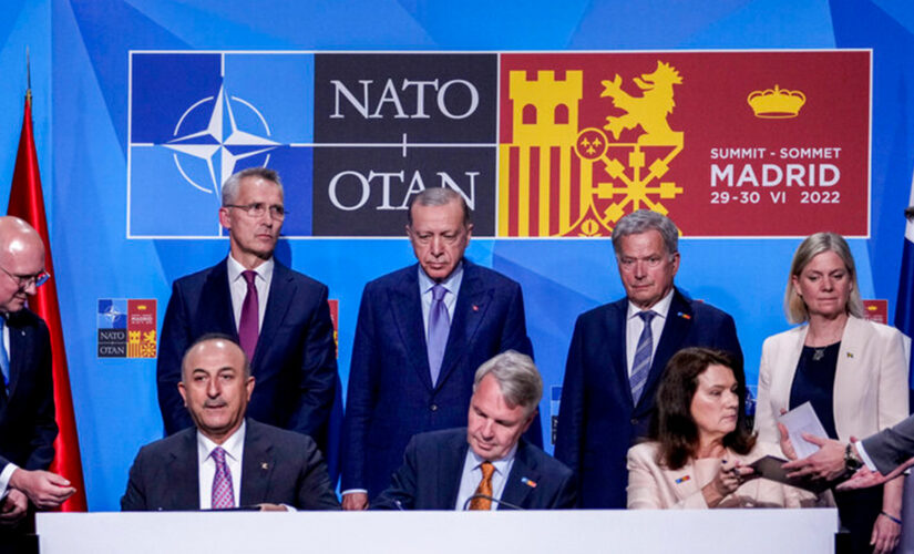 Turkey lifts opposition to Finland, Sweden joining NATO