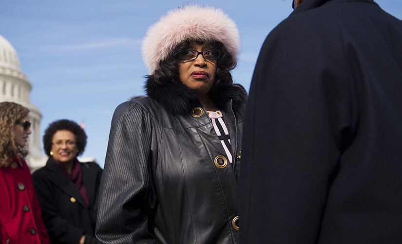 Former Rep. Corrine Brown announces run for Congress after pleading guilty to tax fraud