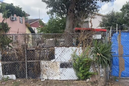 Members of Congress tour squalid ‘third world’ colonia settlements near the southern border