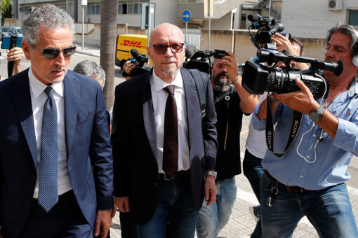 Director Haggis appears in Italy court amid assault probe