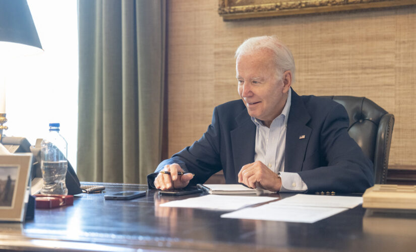 White House defends Biden’s maskless photo after testing positive for COVID-19, says photog was distanced