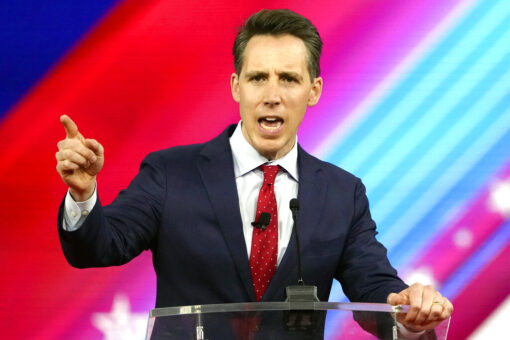 Hawley unveils bill making attacks on pregnancy centers a felony