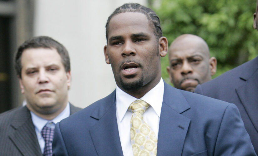 R. Kelly back in Chicago for federal sex crime trial