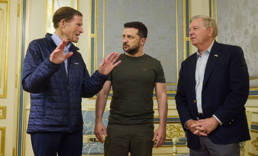 Ukraine’s Zelenskyy meets with US Sens. Graham, Blumenthal in Kyiv