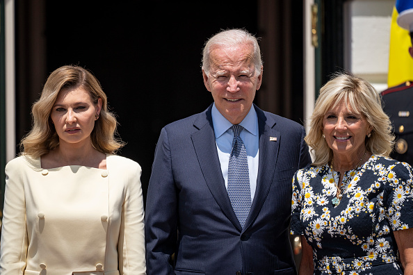 President Biden, Jill Biden welcome Ukraine’s first lady Olena Zelenska to the White House