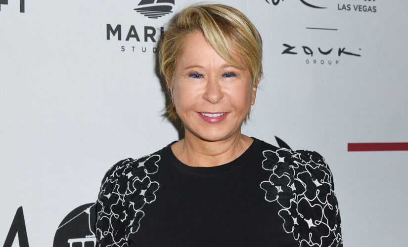 ‘The Simpsons’ star Yeardley Smith marries former detective hired to protect her