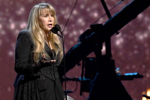 Stevie Nicks announces tour dates for fall 2022