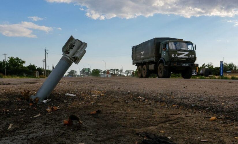 Russia transfers heavy military equipment to Crimea as fighting intensifies in Donetsk