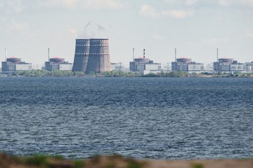 Ukraine nuclear plant occupied by Russian forces temporarily cut off from power grid