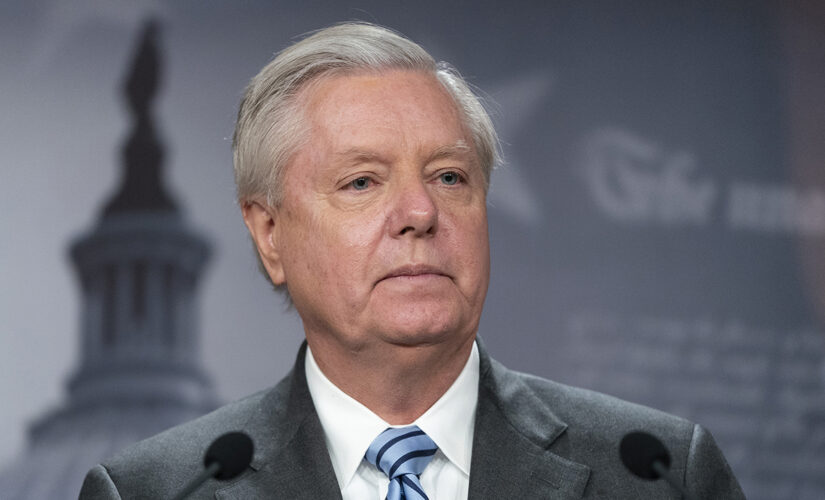 Federal judge: Lindsey Graham must appear before grand jury in Georgia election investigation