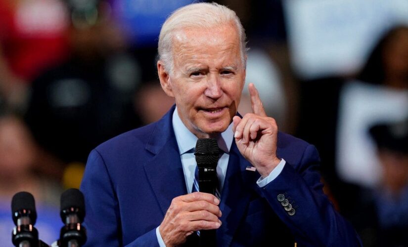 Biden unsettles Marine Band members by campaigning for Democrats at official event where they played