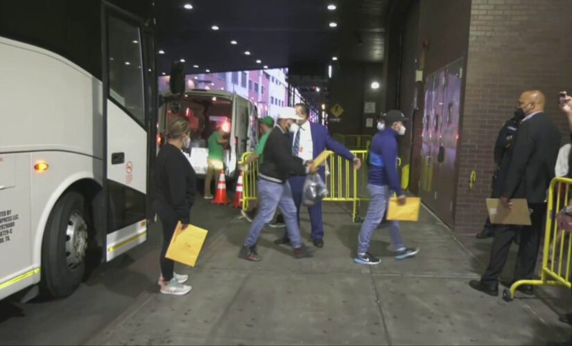 2 more migrant buses from Texas arrive in NYC as border crisis continues