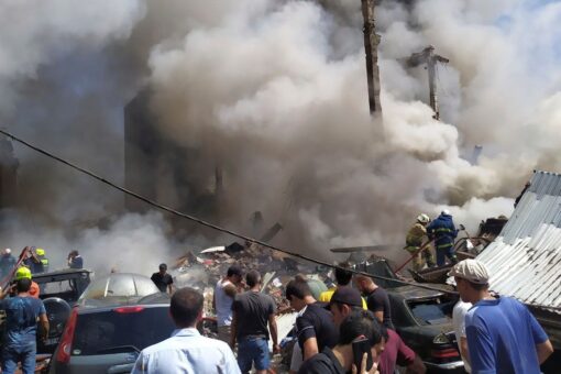 Large explosion rocks Armenian capital, traps unknown number under rubble: reports