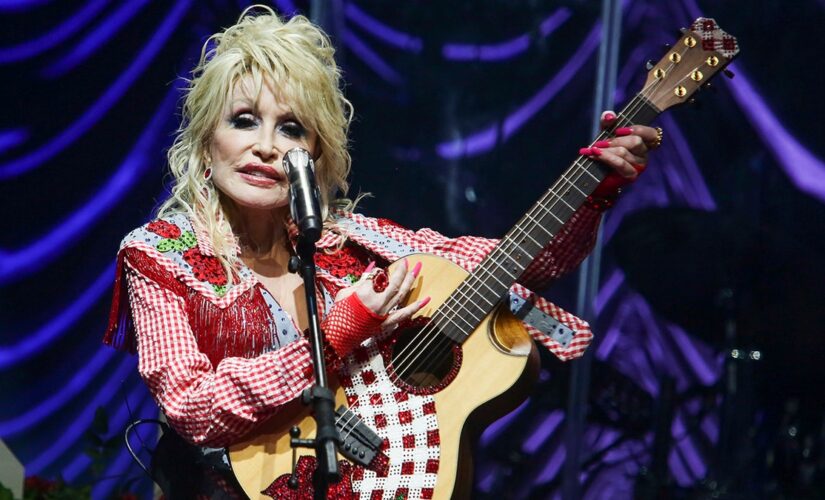 Ohio governor declares Dolly Parton Day to be August 9