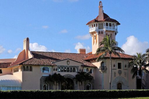 Judge orders DOJ to unseal redacted Trump Mar-a-Lago affidavit by Friday at noon