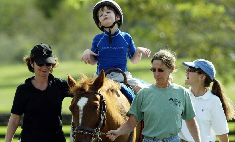 Equine therapy helping children with cerebral palsy from low-income families in Caracas