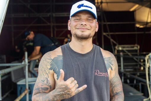 Who is VMAs performer Kane Brown, the first male country singer to take the award show’s stage?