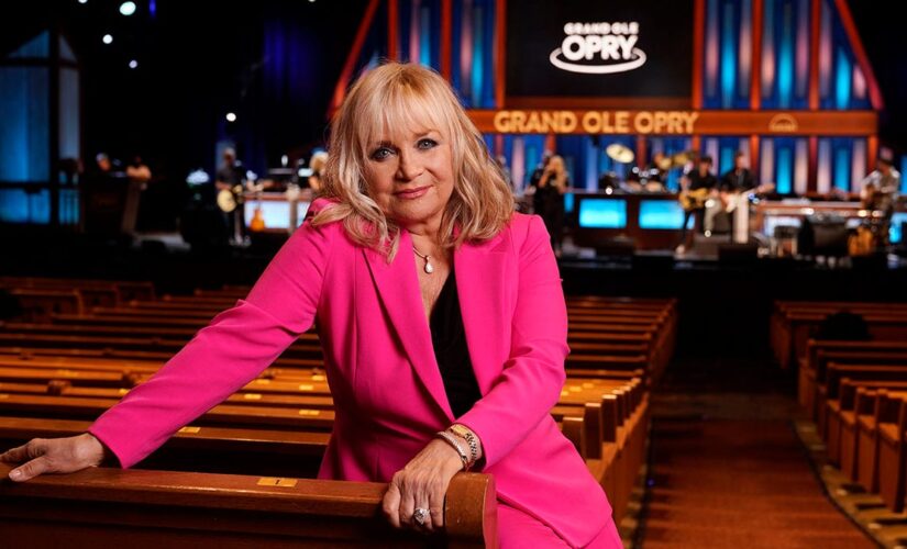 Barbara Mandrell returns to the Grand Ole Opry for 50th anniversary and is honored by Carrie Underwood