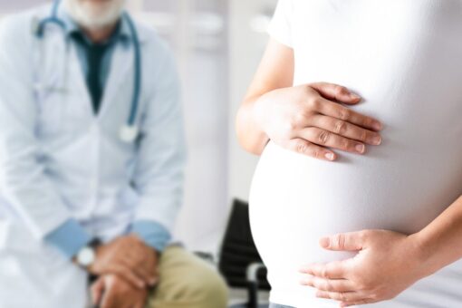 Quick, inexpensive prenatal test may help predict miscarriage risk