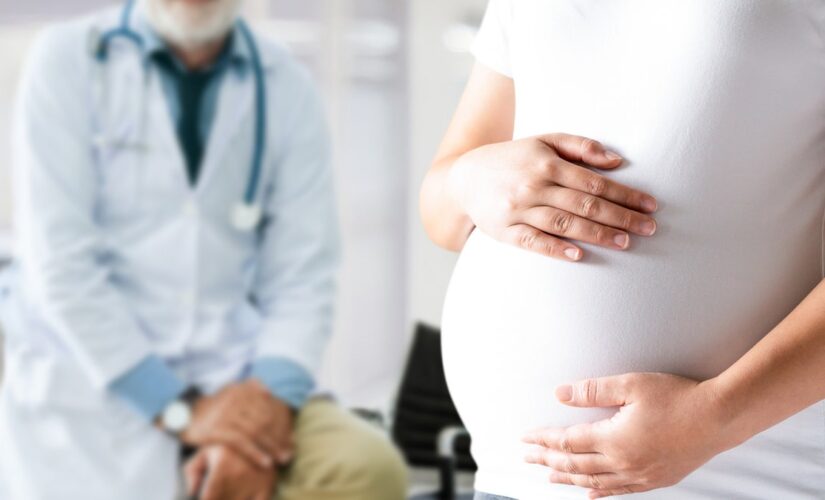 Quick, inexpensive prenatal test may help predict miscarriage risk