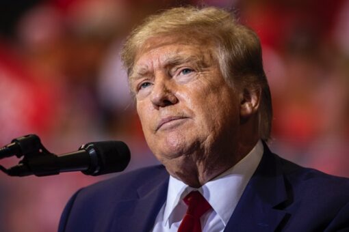 FBI would not let Trump attorneys in rooms as agents raided Mar-a-Lago, warrant focused on NARA: source