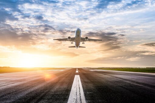 Mother of 2 dies in her sleep on flight with family during trip from Hong Kong to UK