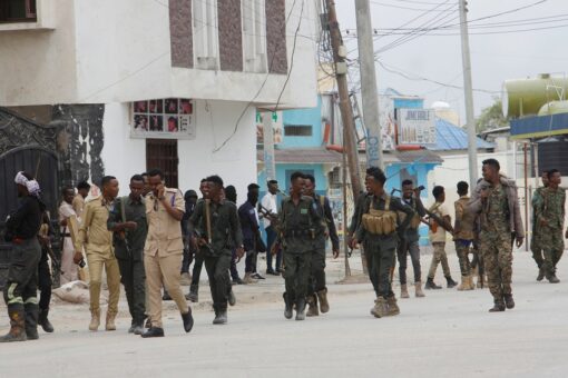 Gunmen storm hotel in Somali capital, leave 20 dead