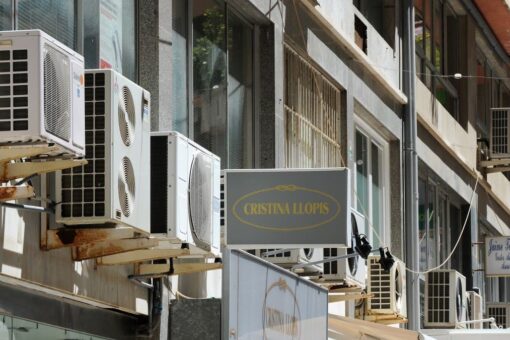 Spain imposes regulation curbing air conditioner use as temperatures soar
