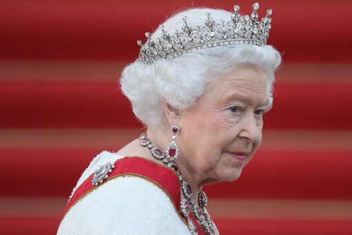 Mourners honor Queen Elizabeth II: She ‘spread her love across the world’