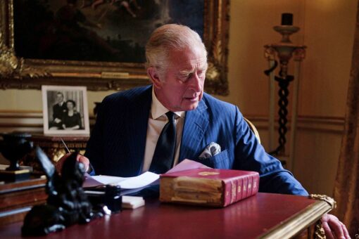 Buckingham Palace shares new photo of King Charles III at work following queen’s death
