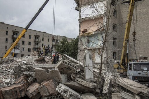 Russian forces targeting civilian infrastructure as Ukraine continues counteroffensive, UK says