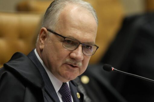 Brazilian judge temporarily suspends easing of gun control laws due to election violence fears